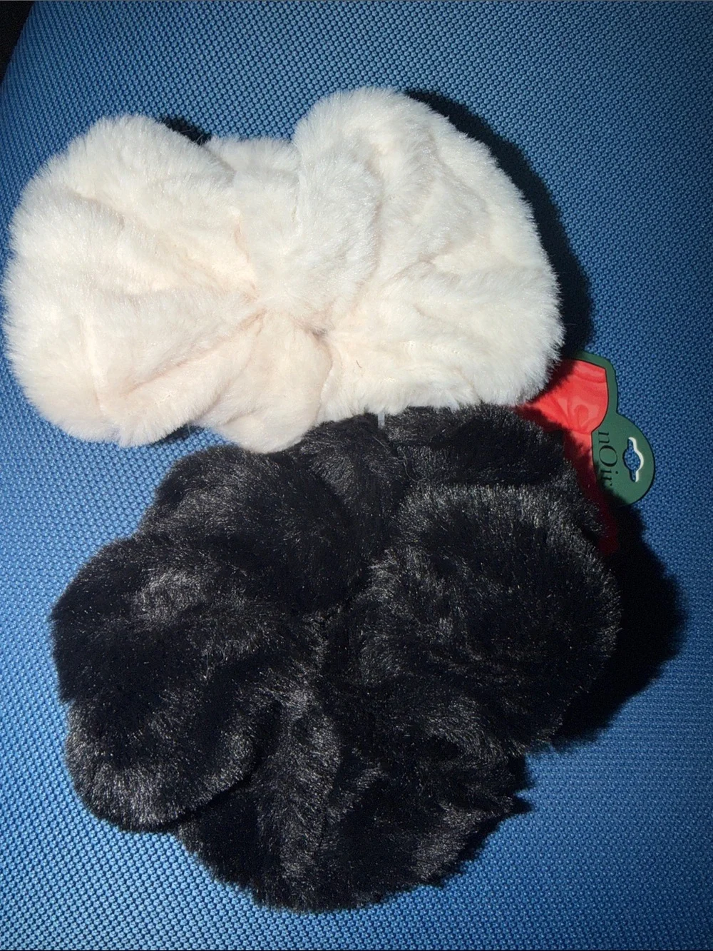 nOir Jewelry Faux Fur Jumbo Scrunchie Set - Black & Cream